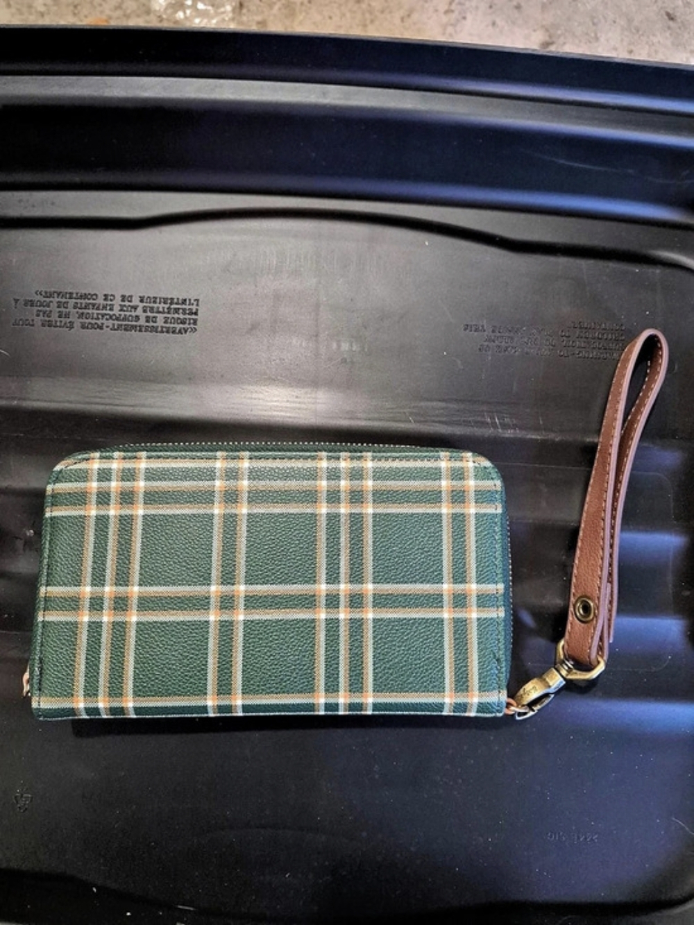 Thirty-One Plaid Green and Tan Benjamins Wallet & Wristlet